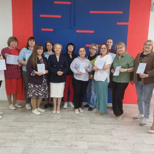 Закончилась подготовка региональной программы внеурочной деятельности для школьников 5-9 классов «Семьеведение»
