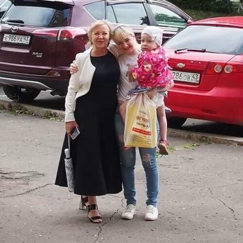 Заселение мамы с дочкой в кризисную квартиру на время ремонта своей