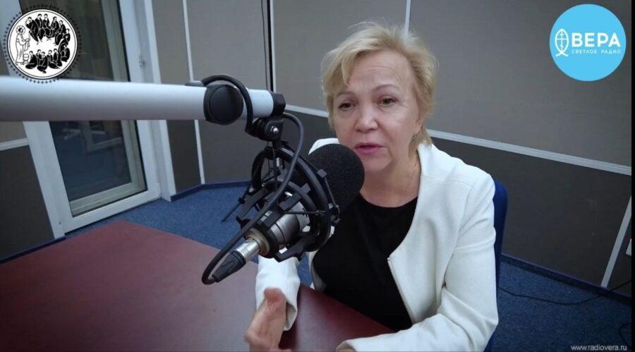 На «Радио Вера» в программе «Делатели» Ольга Устюжанина рассказала, как личные трудности в семейной жизни привели к служению людям
