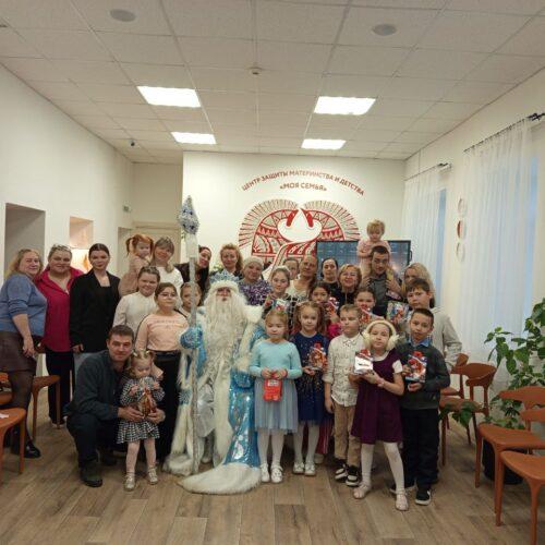 В нашем Центре состоялось новогоднее представление для детей из подопечных семей