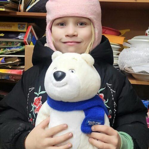 В декабре наш вещевой склад посетили нуждающиеся семьи Кирова