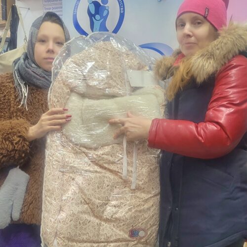 В январе гуманитарный склад Центра Моя семья выдал много вещевой помощи подопечным семьям