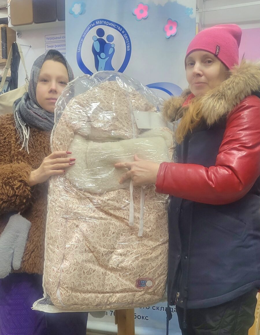 В январе гуманитарный склад Центра Моя семья выдал много вещевой помощи подопечным семьям