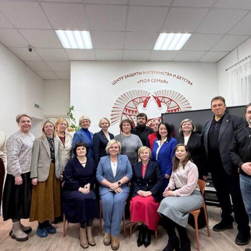 В Центре «Моя семья» состоялось заседание комиссии Общественной палаты Кировской области по сохранению традиционных духовно-нравственных ценностей