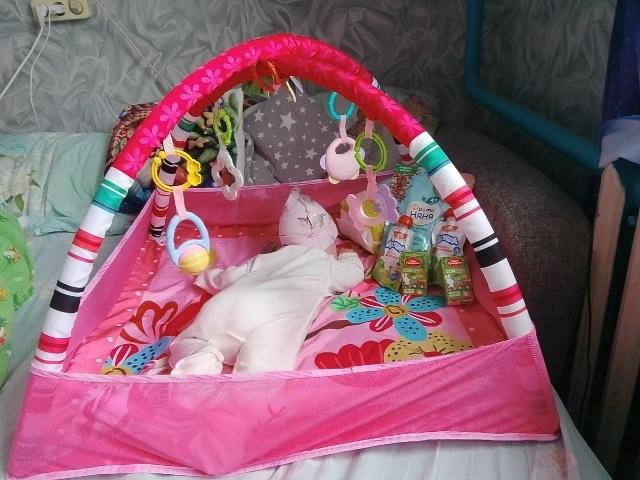 Детское питание и детский коврик получили мамочки в трудной жизненной ситуации