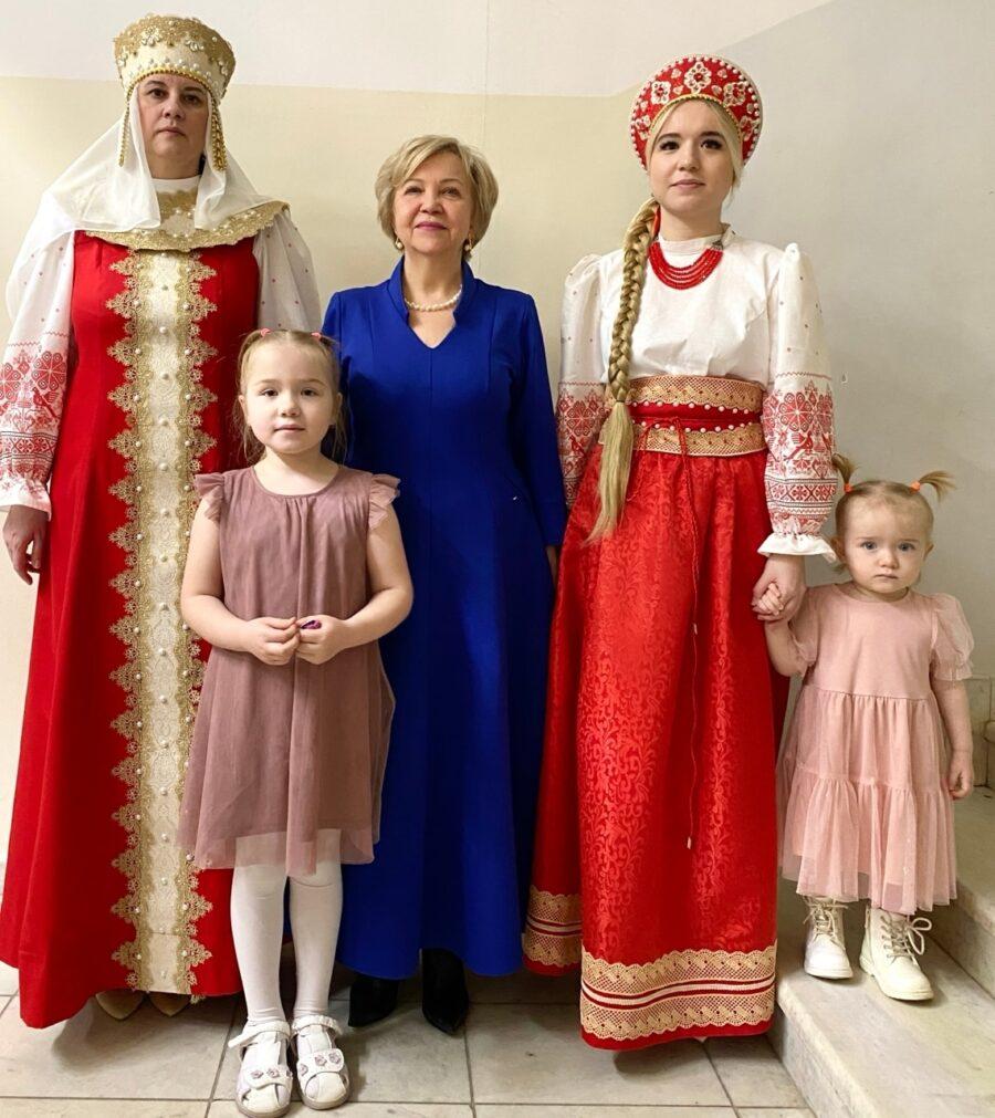 Приняли участие на городском женском форуме «Город в женских лицах»